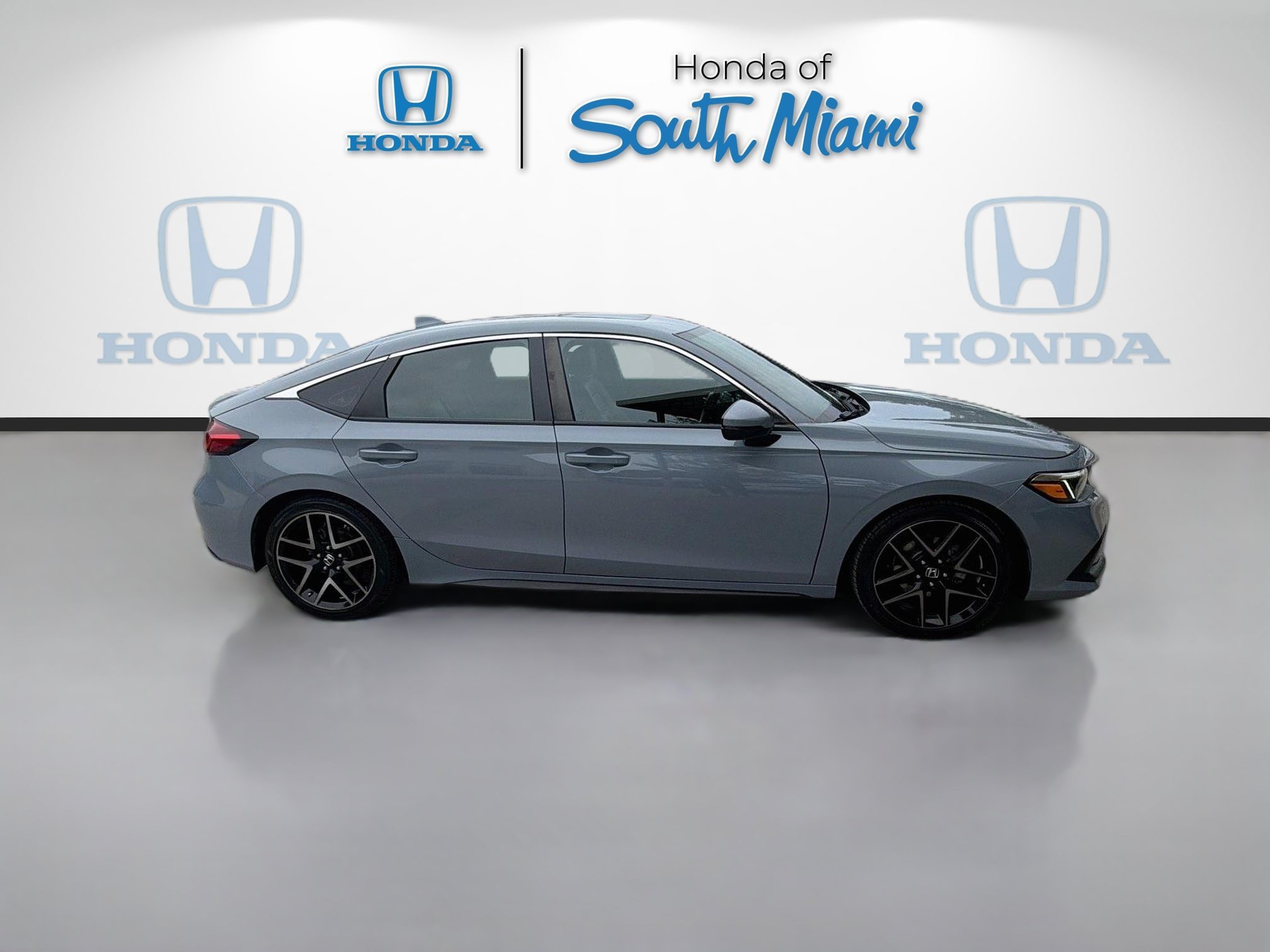 Used 2024 Gray Honda Sport Touring image 8