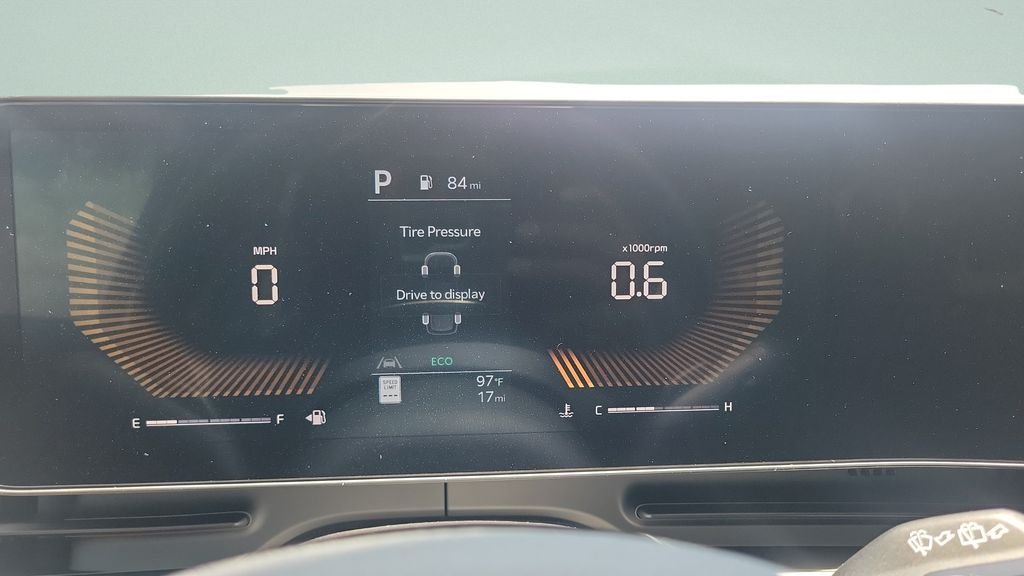 New 2026 Snow White Pearl Kia EX image 21