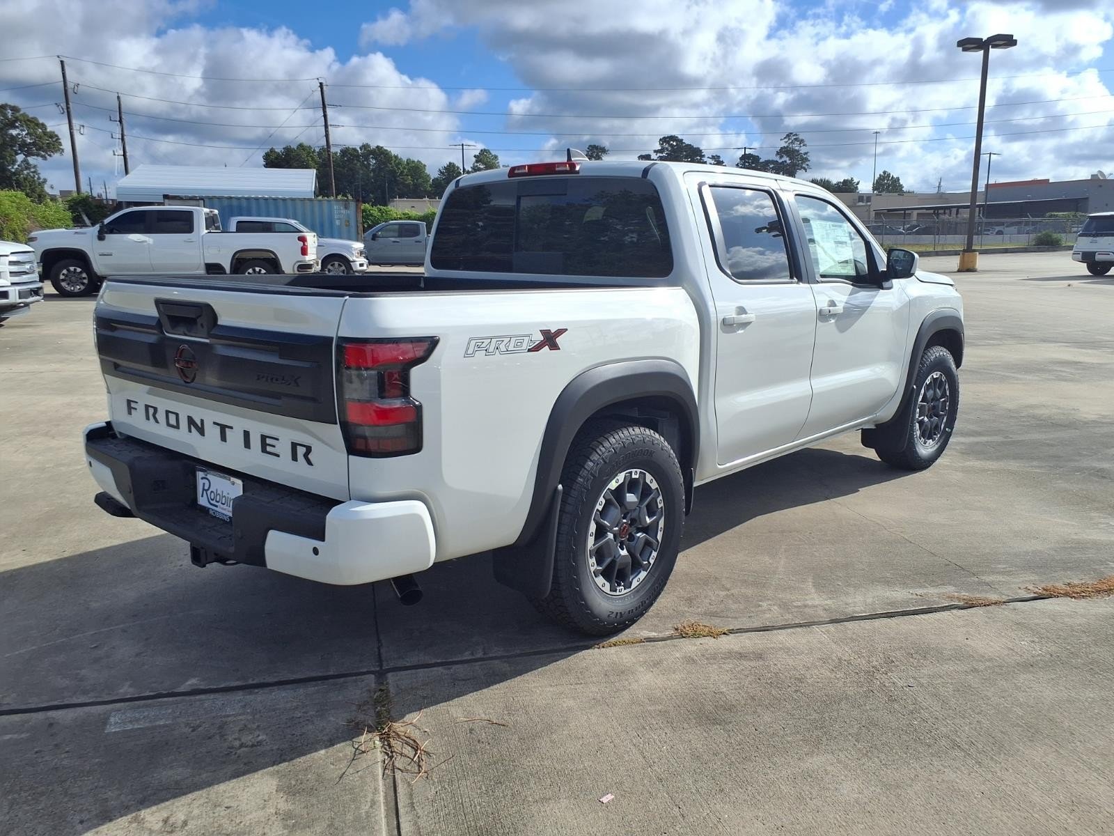 2026 Nissan Frontier Crew Cab PRO-X® White at Robbins Nissan