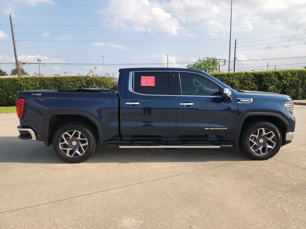 Used 2023 Blue GMC SLT image 4