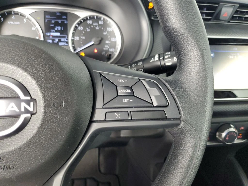 2025 Nissan KICKS PLAY Base - Photo 24