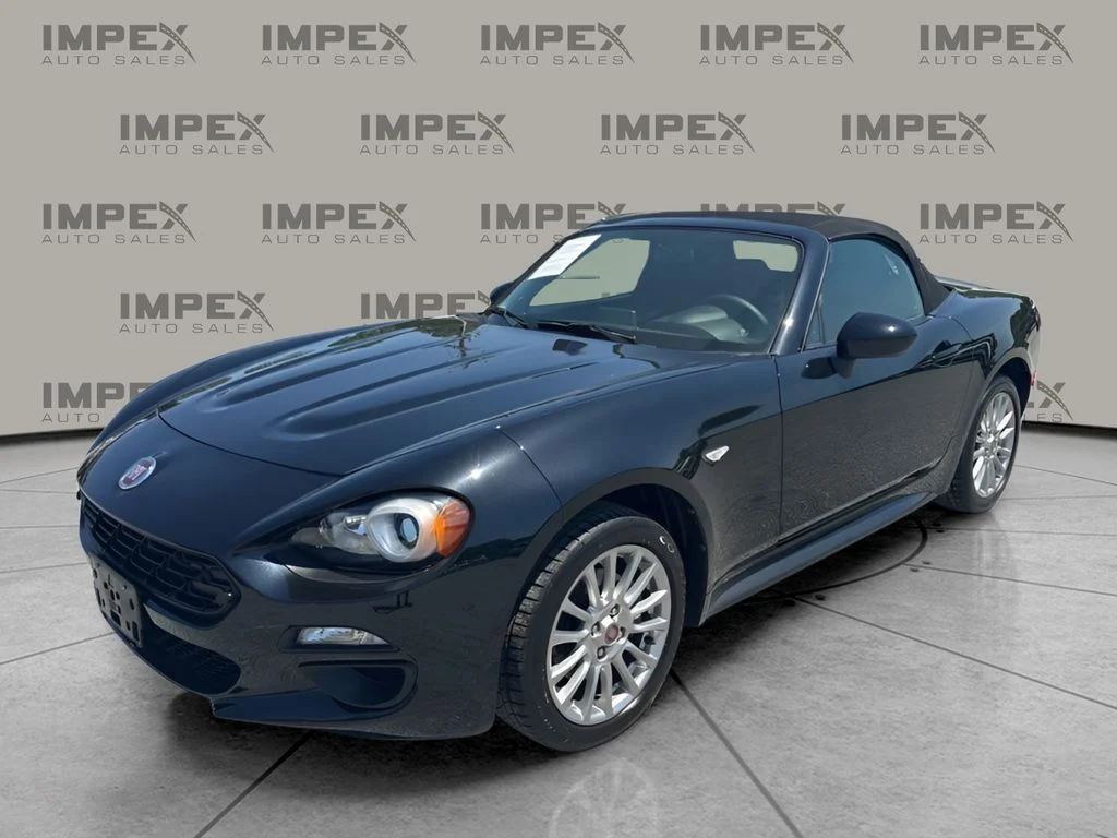 Used 2018 Black FIAT Classica image 1