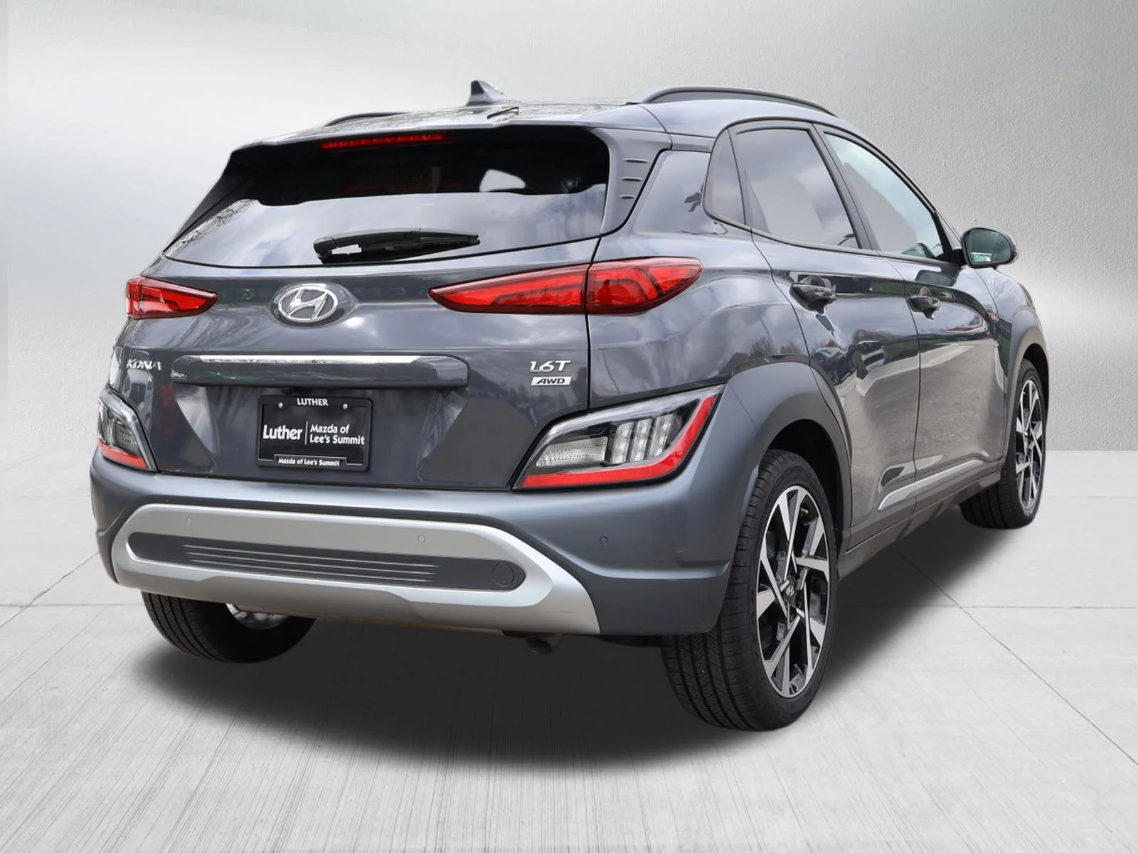 Used 2023 Ecotronic Gray Hyundai Limited image 7