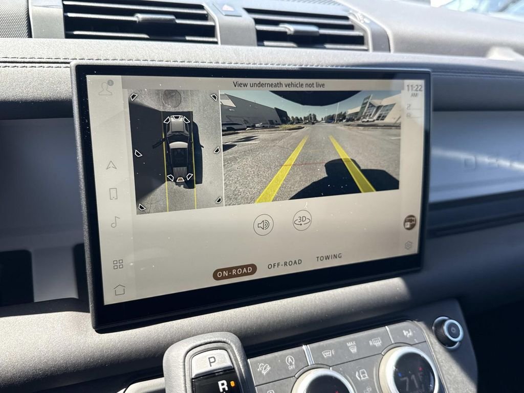 Used 2025 Black Land Rover S image 4