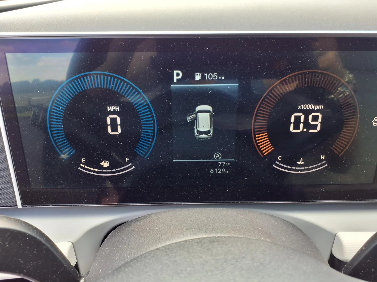 Certified Used 2025 Green Hyundai SE image 9