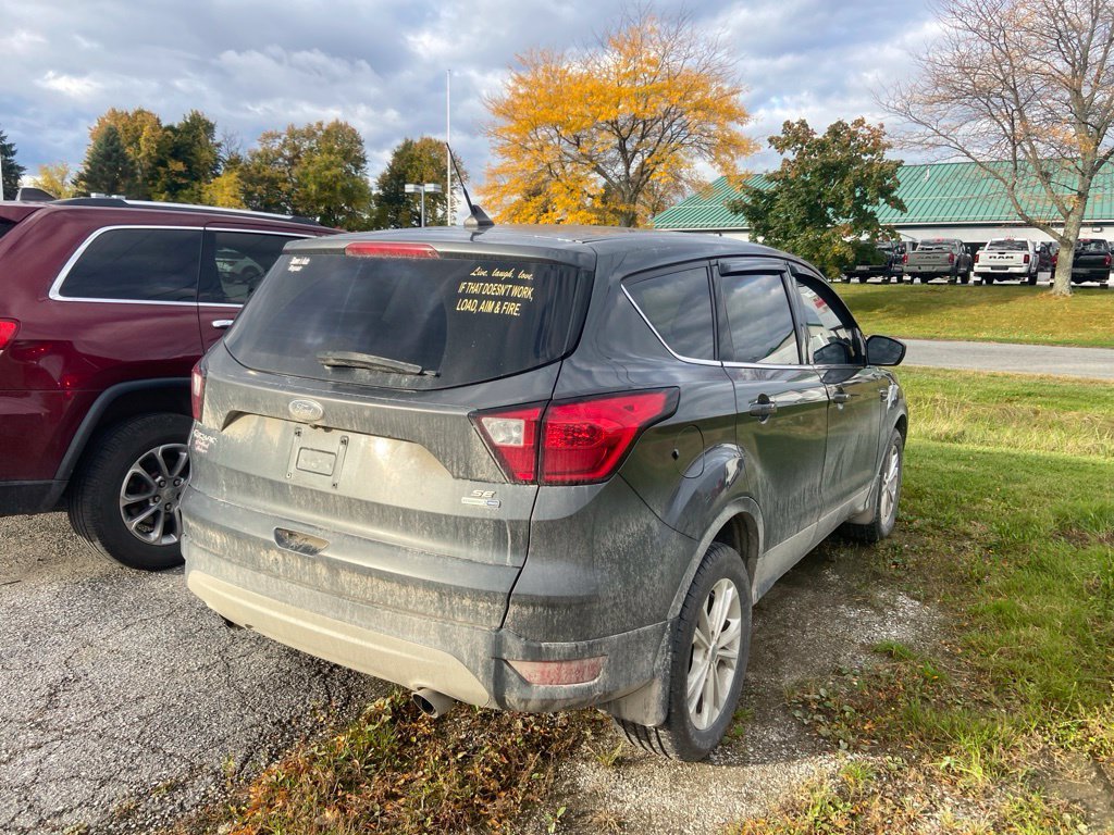 Used 2019 Magnetic Ford SE image 5