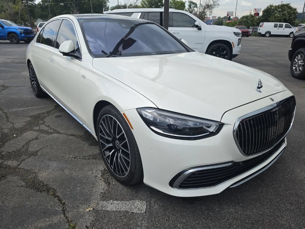 Used 2022 White Mercedes-Benz 4MATIC® image 3