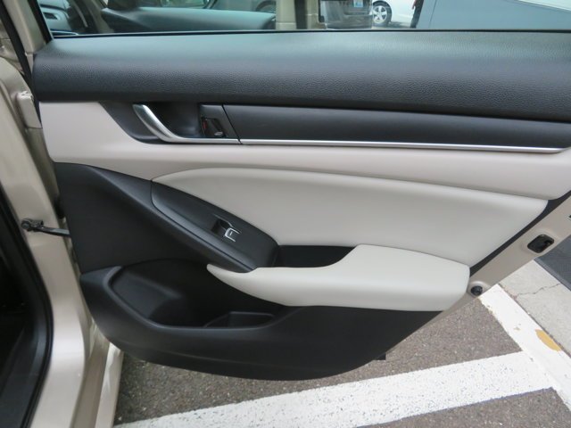 Used 2018 Kona Coffee Metallic Honda LX 1.5T image 9