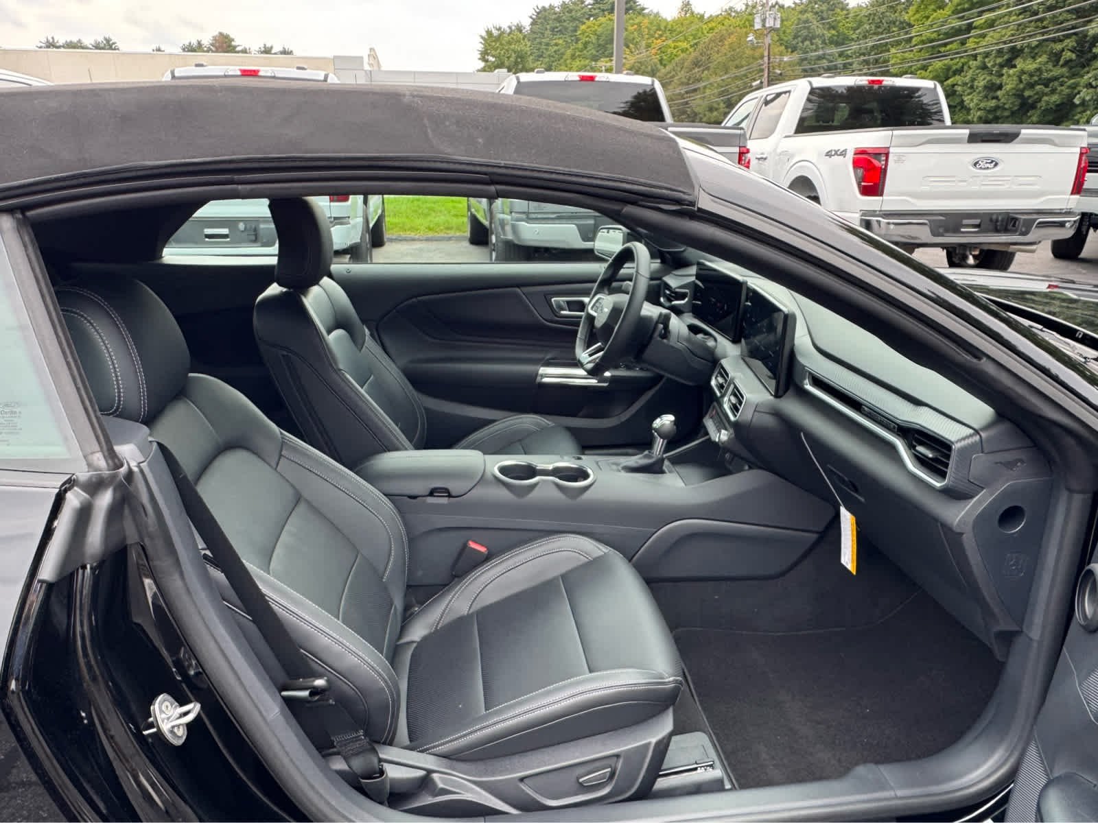 2026 Ford Mustang EcoBoost Premium Convertible - Photo 12