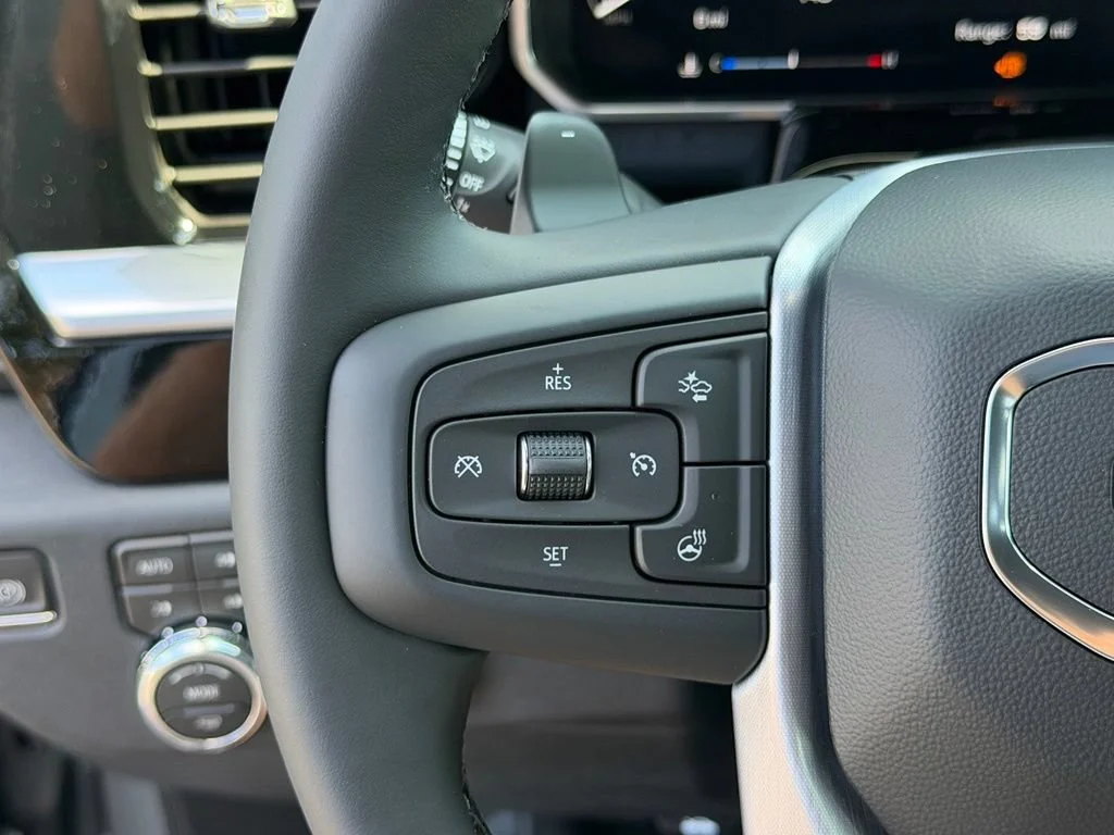 New 2026 Sterling Metallic GMC Elevation image 11