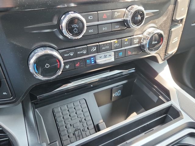New 2026 Avalanche Ford F-350® Lariat® image 20