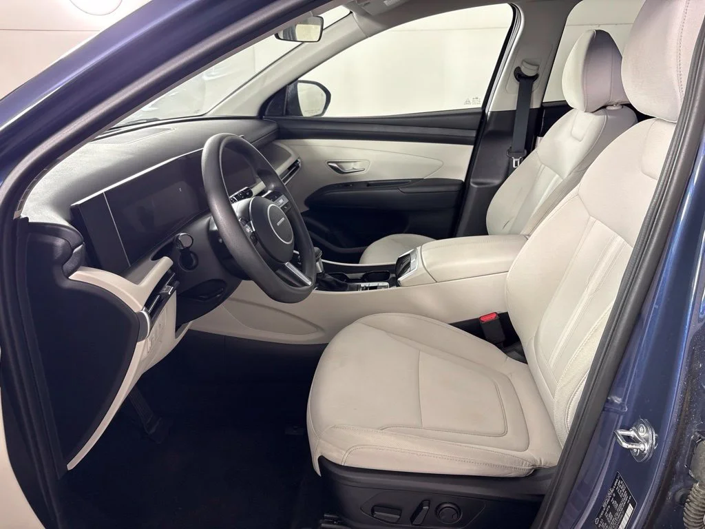 Used 2025 Blue Hyundai SEL image 25