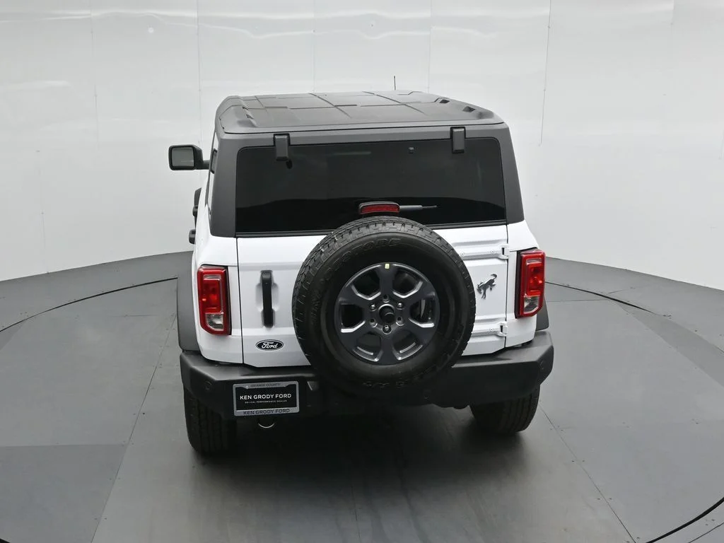 New 2026 White Ford Big Bend image 39