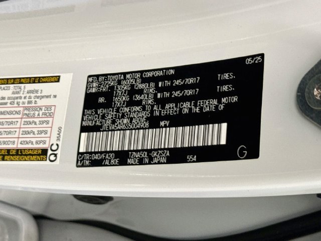 Used 2025 White Toyota SR5 image 31