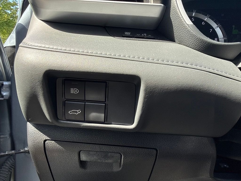 Used 2021 Moon Dust Toyota XLE image 18