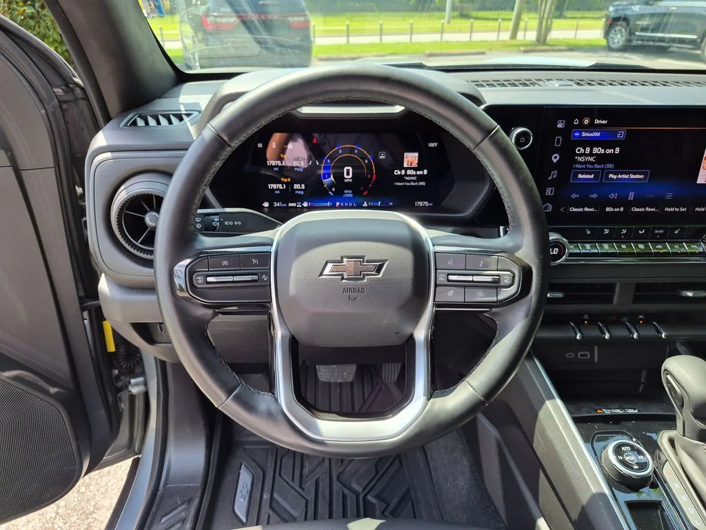 Used 2025 Gray Chevrolet Trail Boss image 30