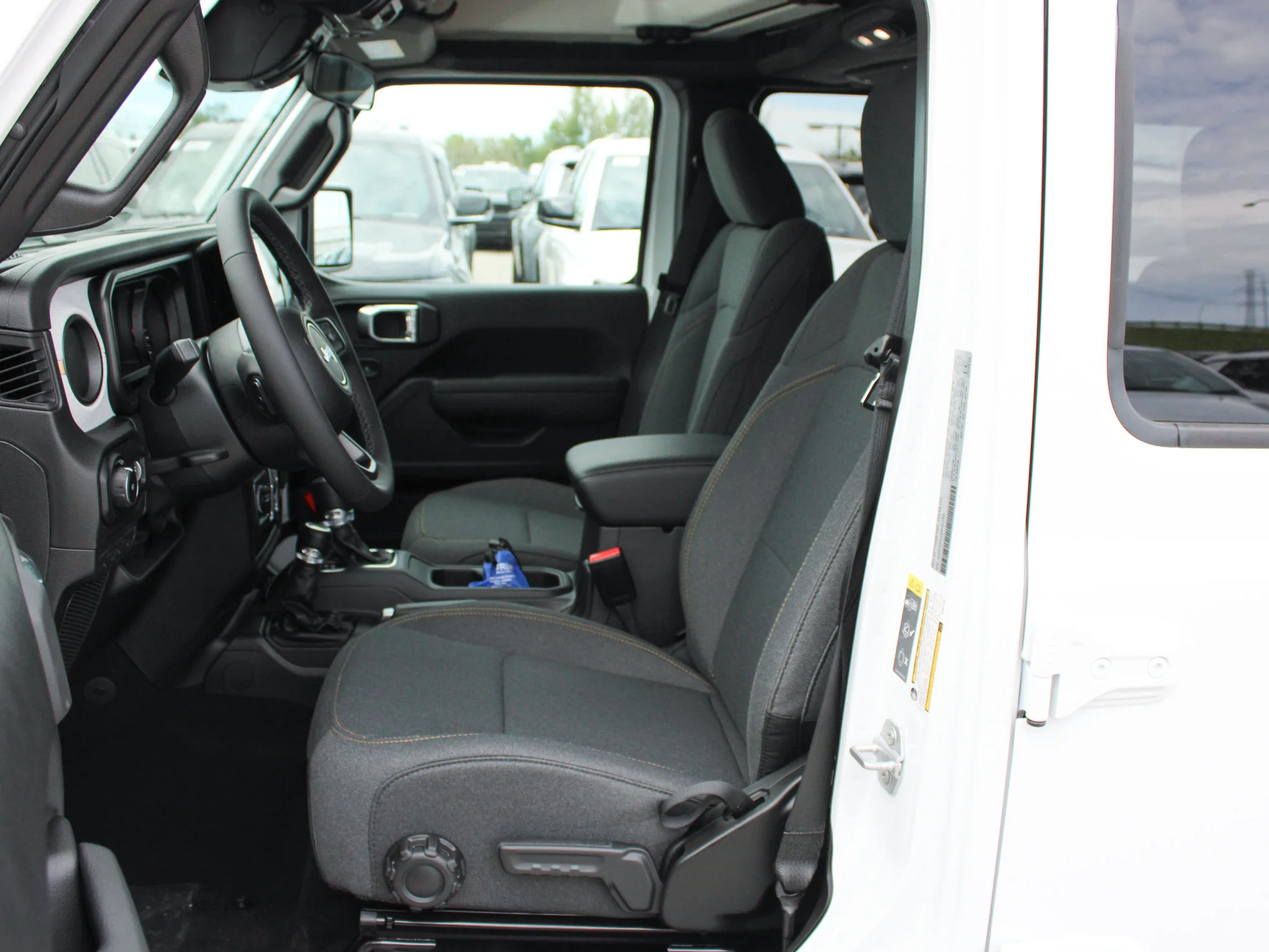 Used 2025 White Jeep Sport S* 4 Door 4x4, Safety Group, Remote Start, Heated Seats, Alpine Audio image 8