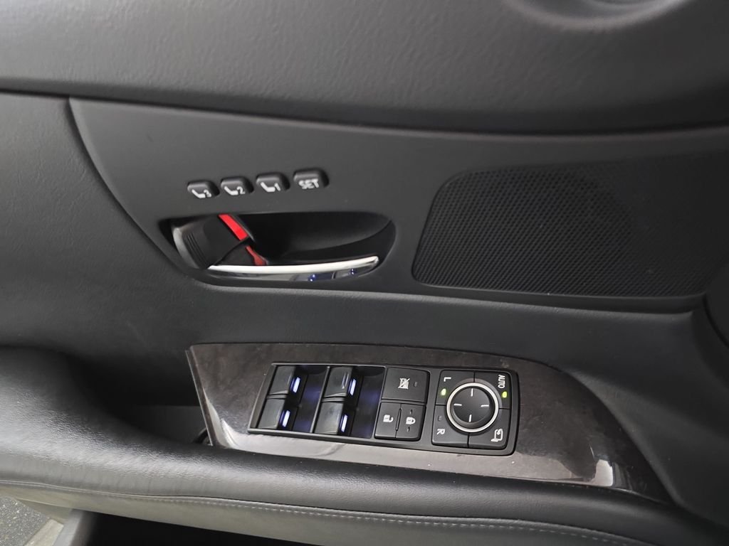 Used 2015 Obsidian Lexus 350 image 26