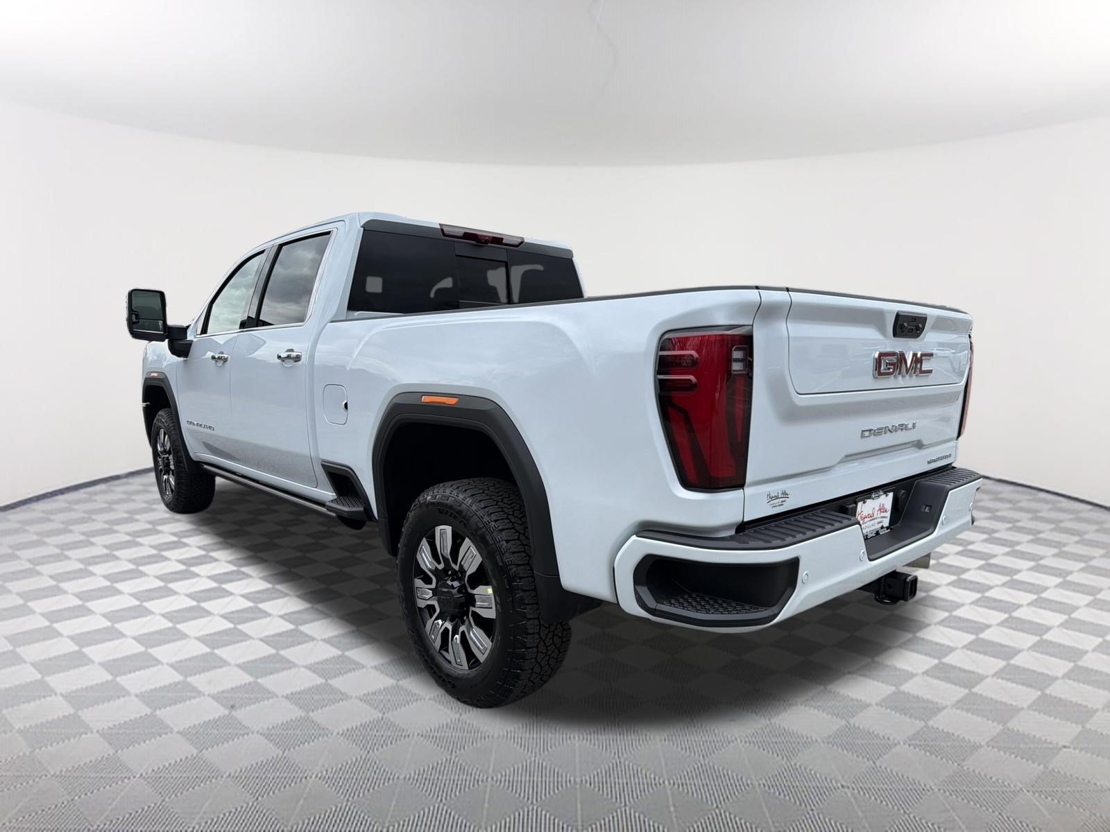 2026 GMC Sierra 2500HD Denali - Photo 7