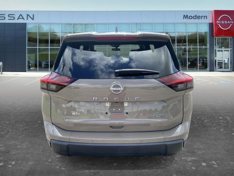 Used 2025 Baja Storm Metallic Nissan SV image 6