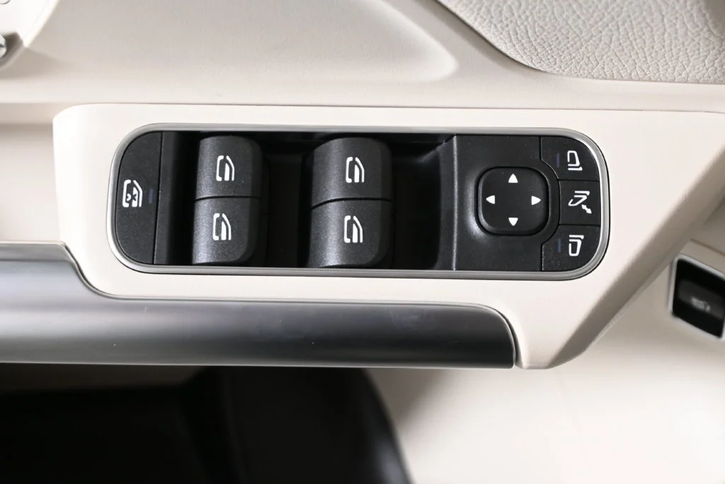 Used 2026 Gray Mercedes-Benz GLA 250 image 26