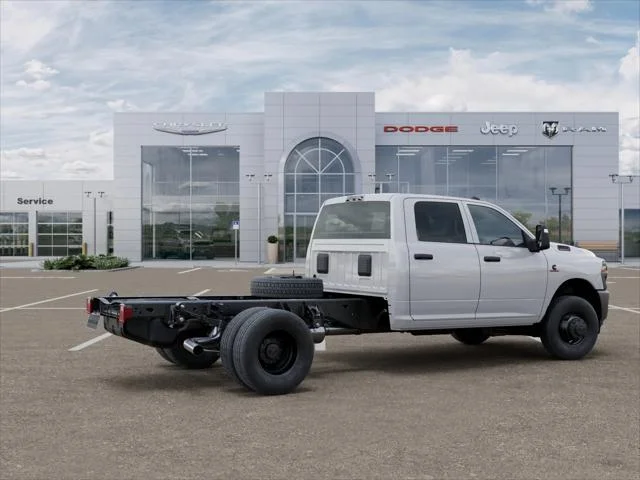 New 2026 Bright White Clear-Coat Exterior Paint RAM Tradesman image 30