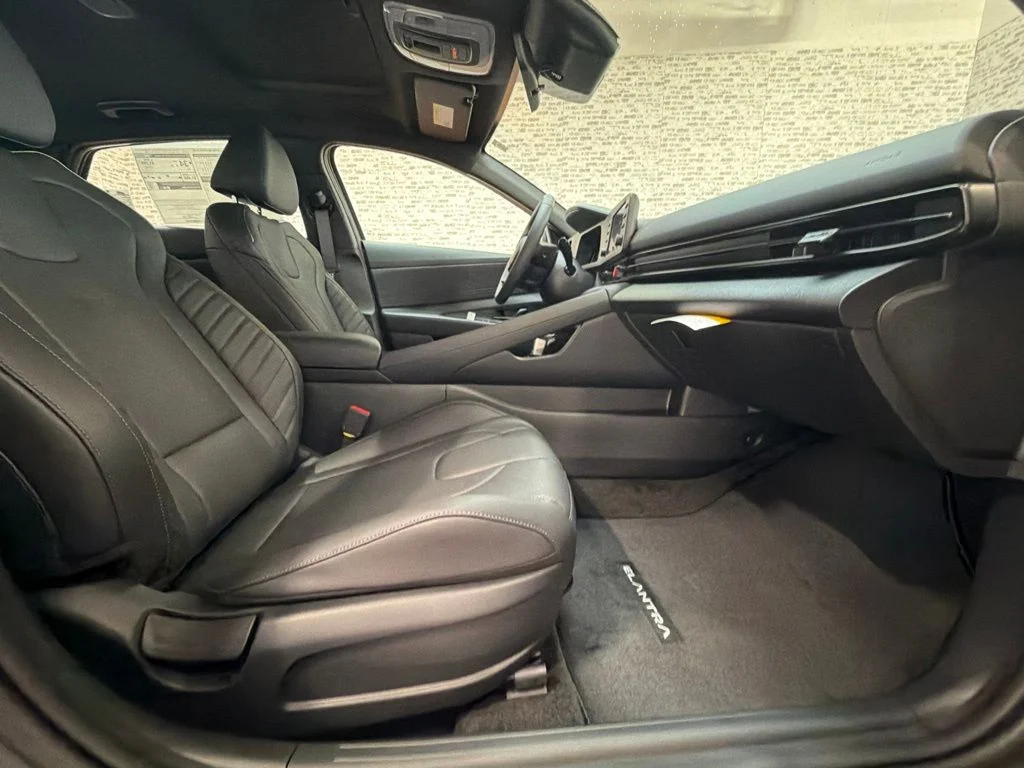 New 2026 Amazon Gray Hyundai SEL Sport image 11