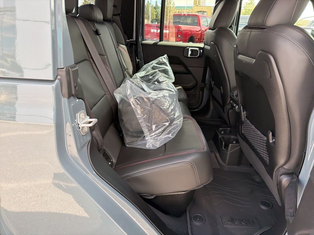 New 2026 Anvil Clear-Coat Exterior Paint Jeep Rubicon X image 34