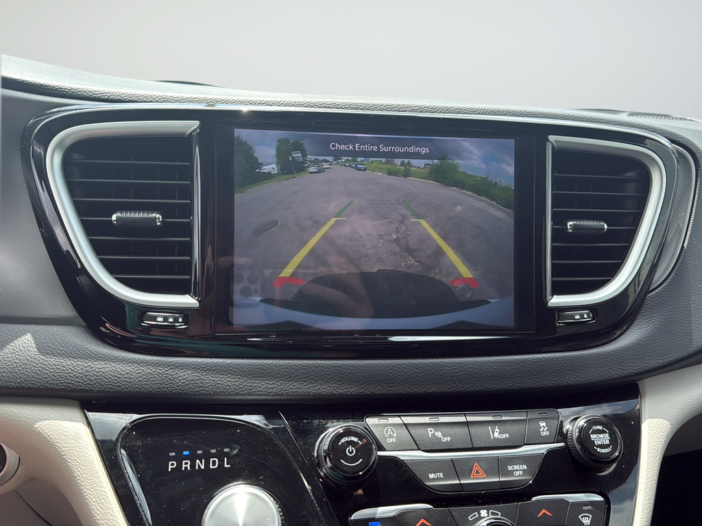 Used 2023 White Chrysler Touring L image 13