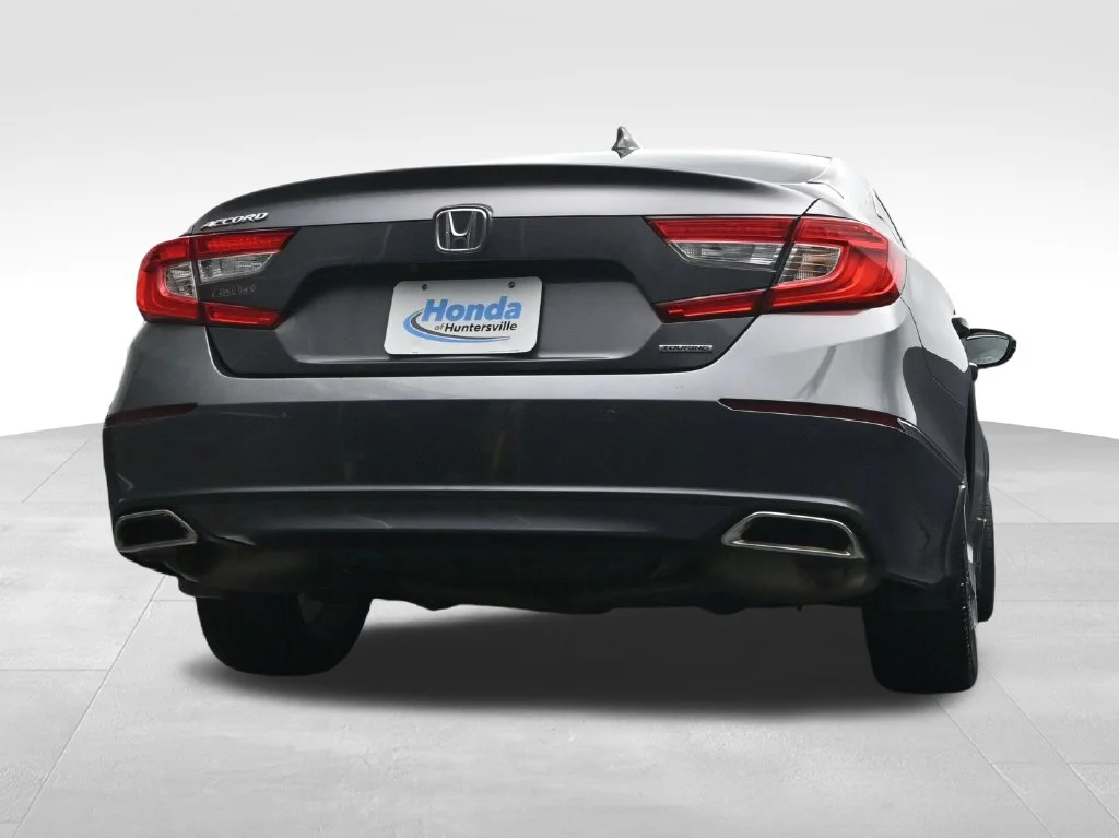 Used 2018 Modern Steel Metallic Honda Touring image 57