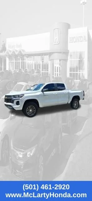 Used 2023 Summit White Chevrolet LT image 17