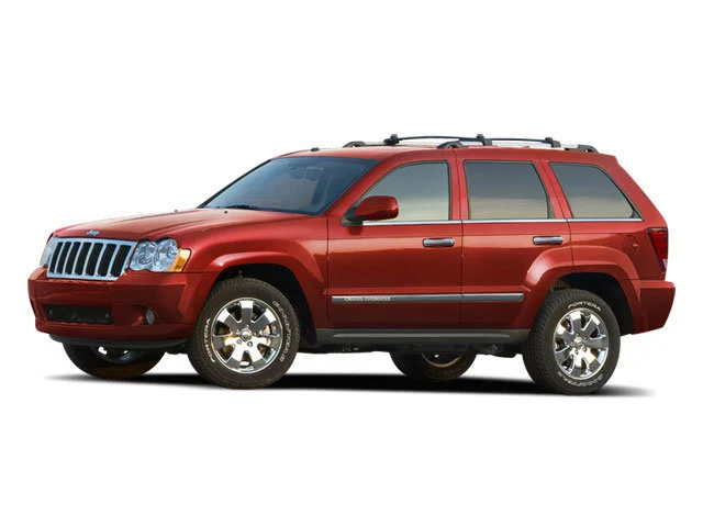 2010 Jeep Grand Cherokee Laredo 4WD's photo