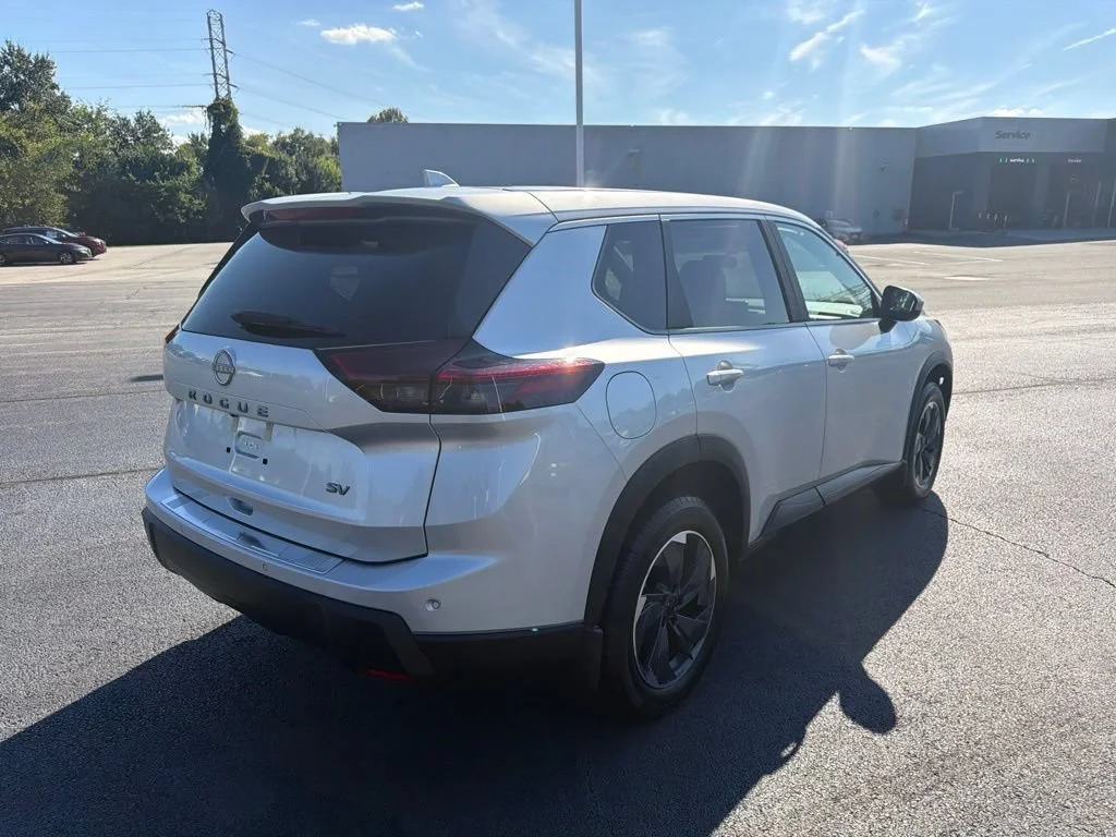 Used 2024 Silver Nissan SV image 9