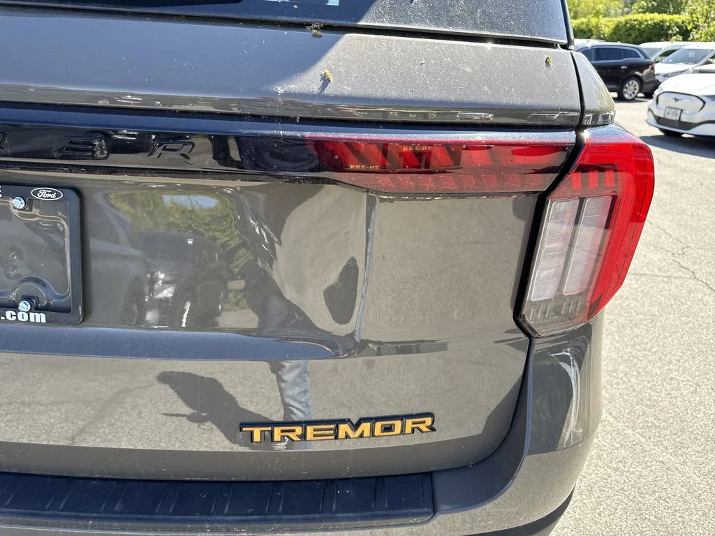 New 2026 Marsh Gray Ford Tremor® image 36