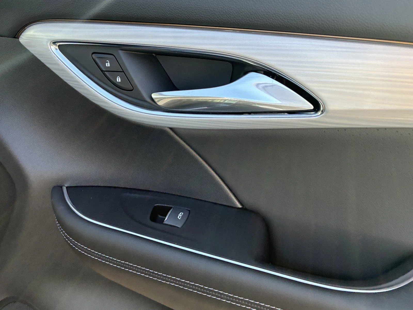 2026 Buick Envision Avenir - Photo 10