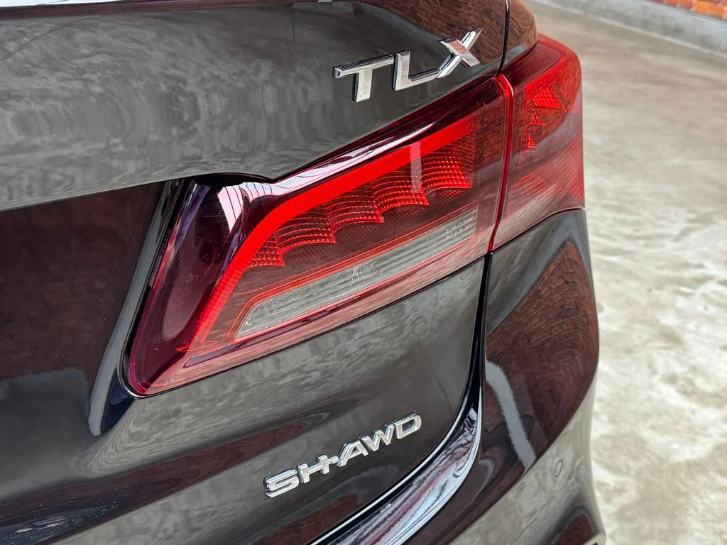 Certified Used 2019 Black Acura 3.5L Technology Pkg w/A-Spec Pkg image 5
