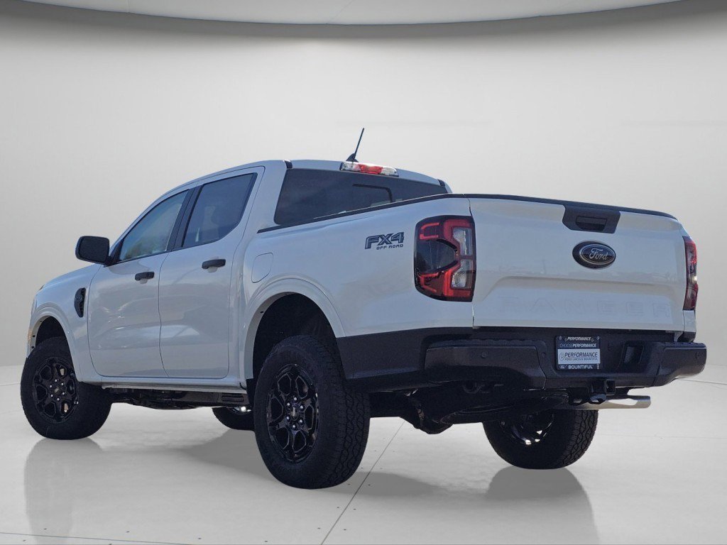Used 2025 Oxford White Ford XLT image 21