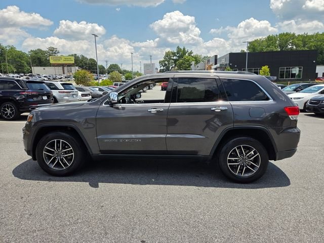 Used 2019 Gray Jeep Limited image 4