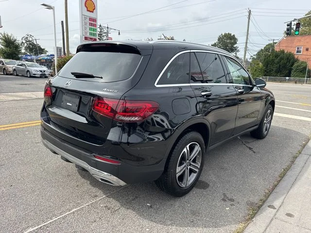 Used 2021  Mercedes-Benz GLC 300 image 5
