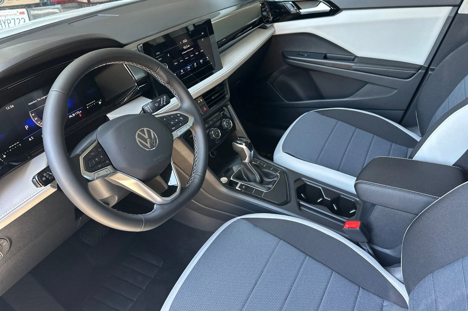 New 2026 White Volkswagen 1.5T S image 8