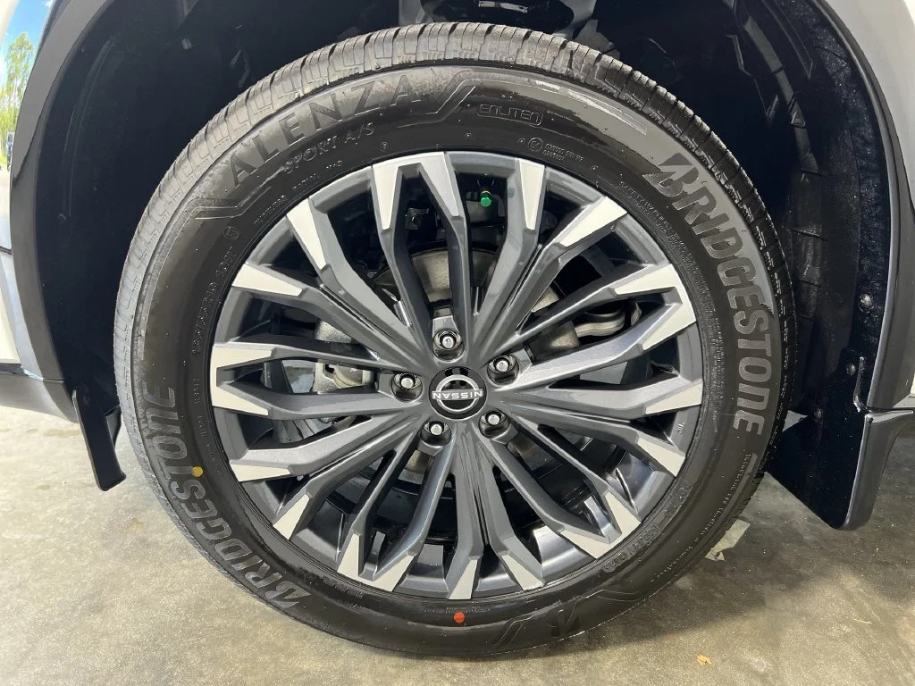 New 2026 Everest White Pearl TriCoat Nissan Platinum image 19