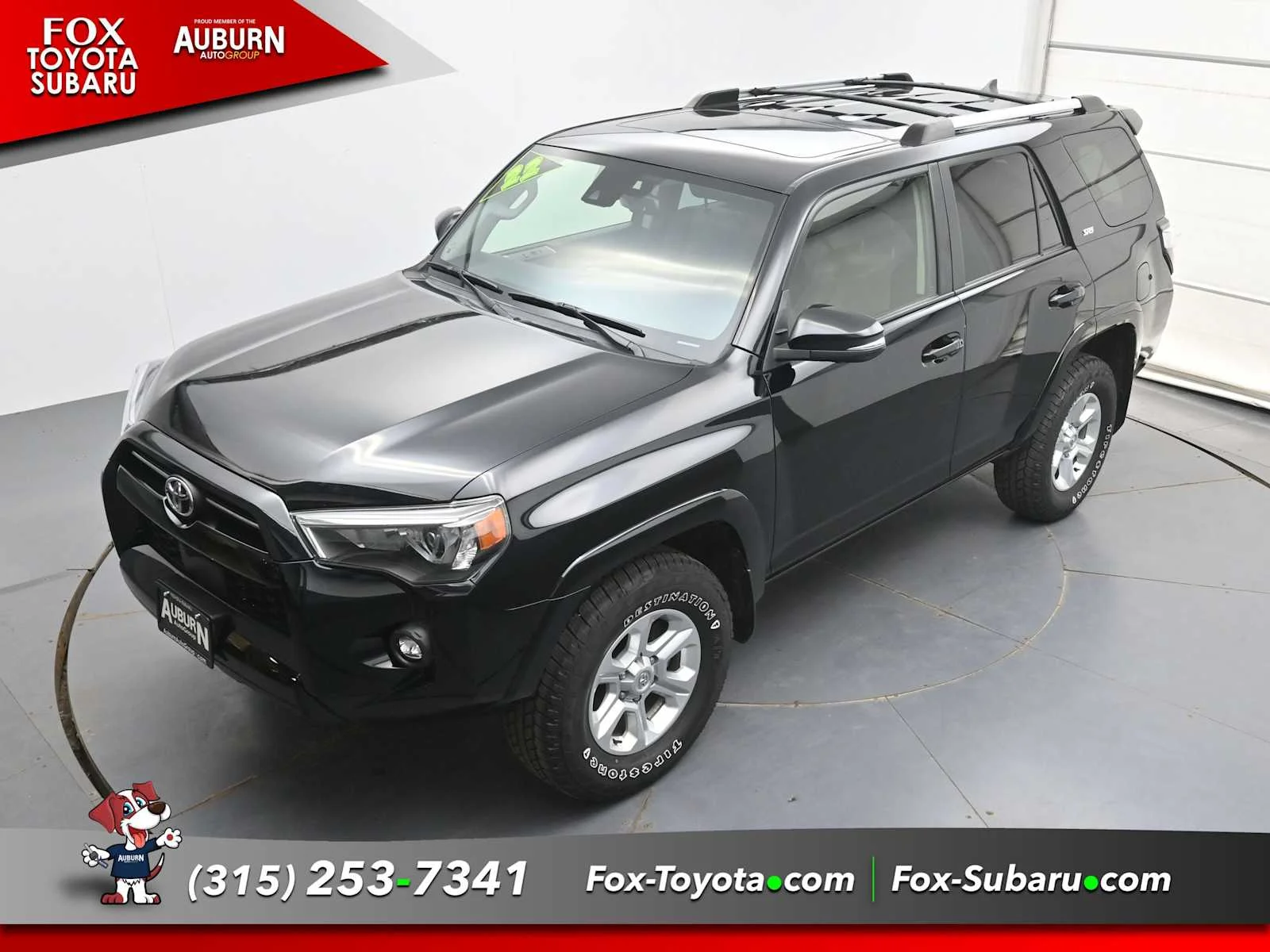 Used 2022 Midnight Black Metallic Toyota SR5 Premium image 34
