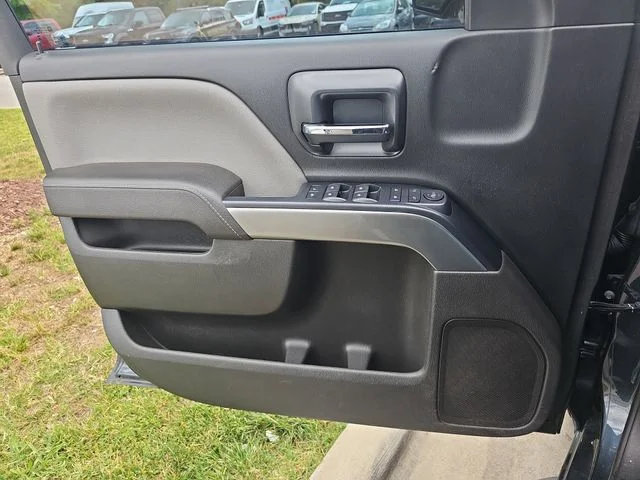 Used 2018 Gray Chevrolet LT image 26