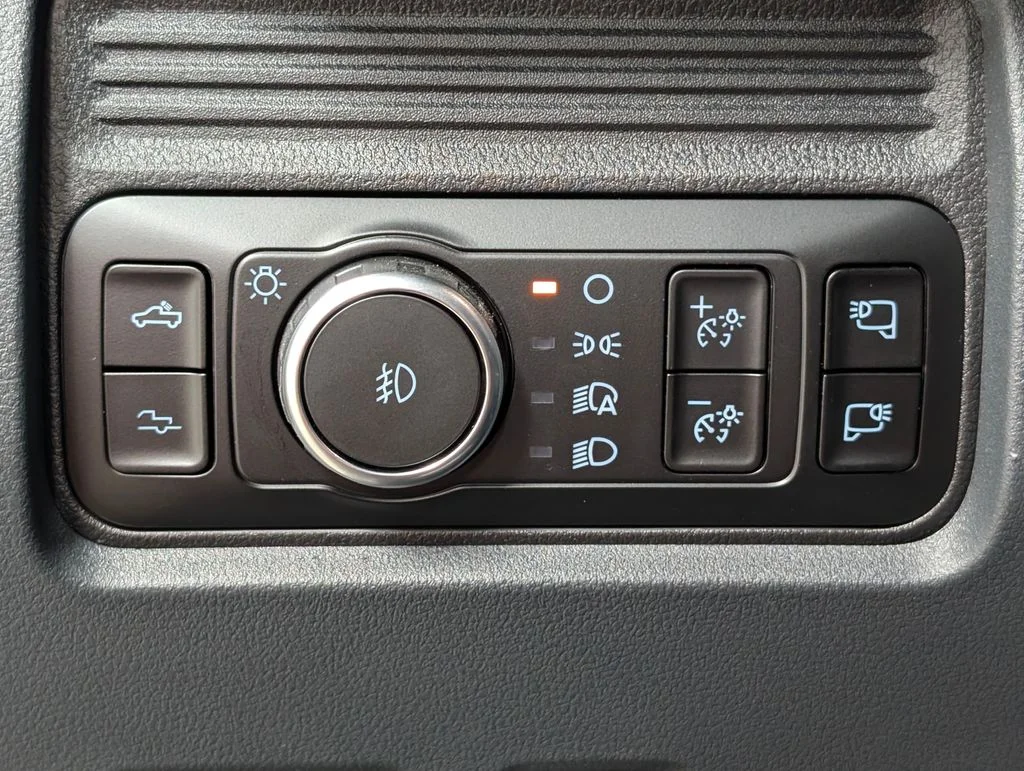 New 2026 Carbonized Gray Metallic Ford F-350® Platinum® image 15