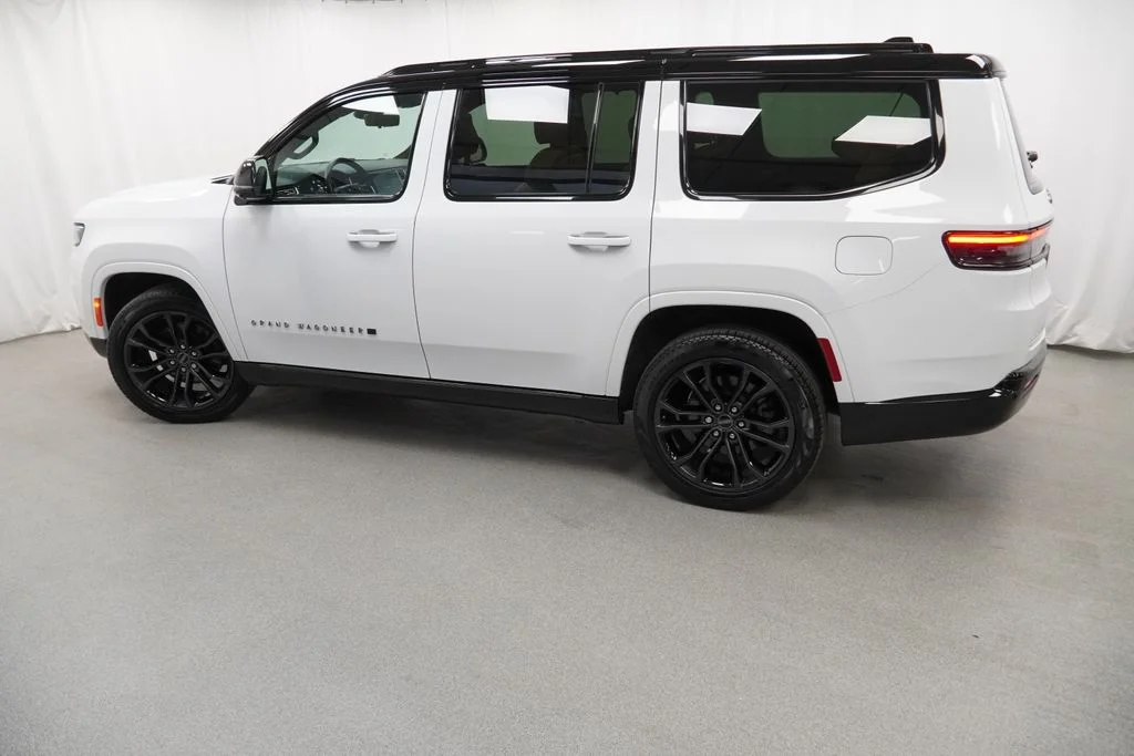 Used 2024 White Jeep Series III image 15