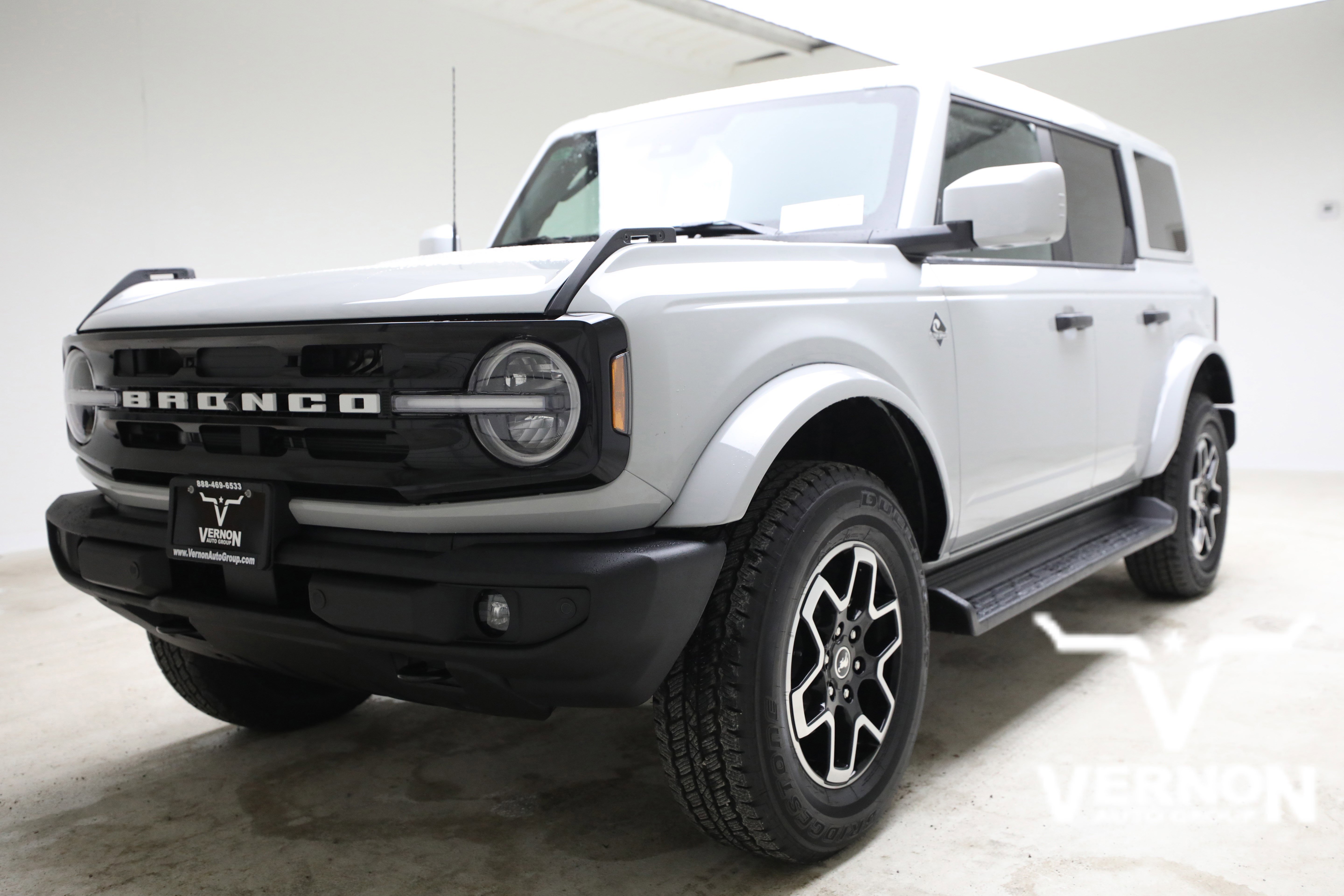 2026 Ford Bronco Outer Banks 4x4's photo