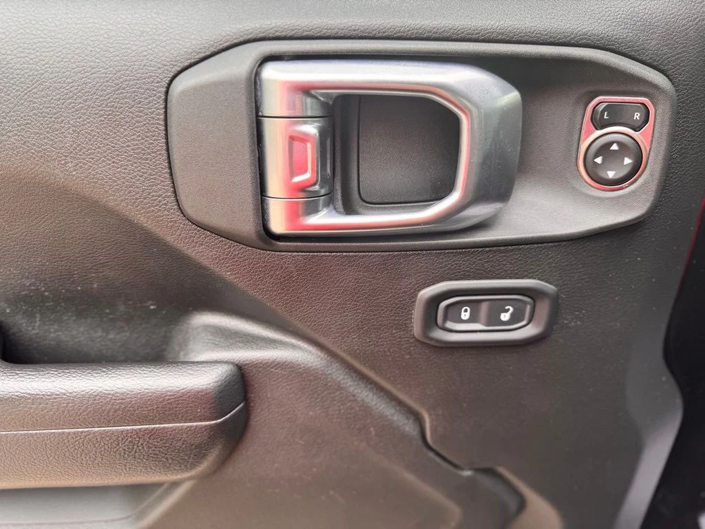 Used 2023 Black Jeep Rubicon image 15