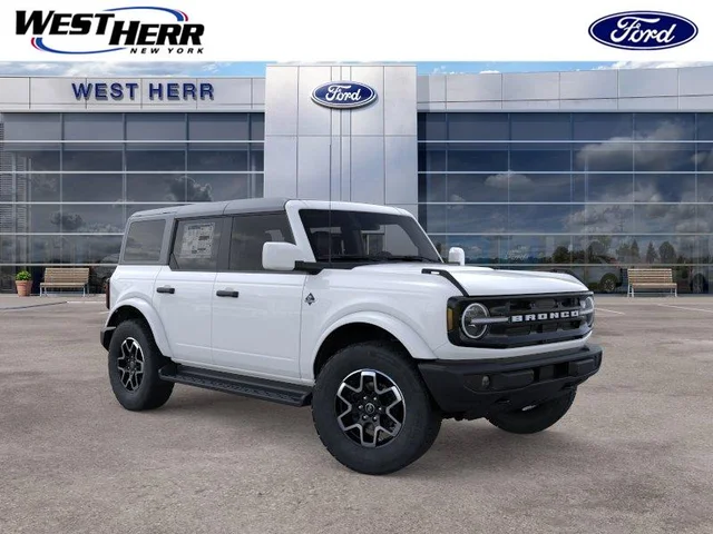 2026 Ford Bronco Outer Banks®