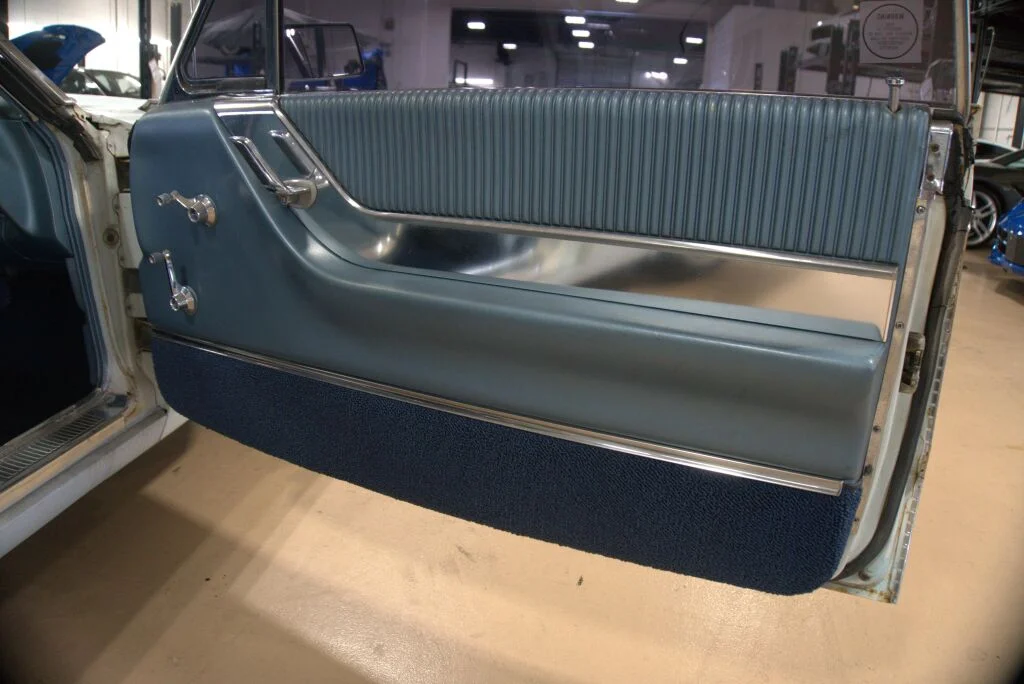 Used 1964 Light blue Ford  image 46