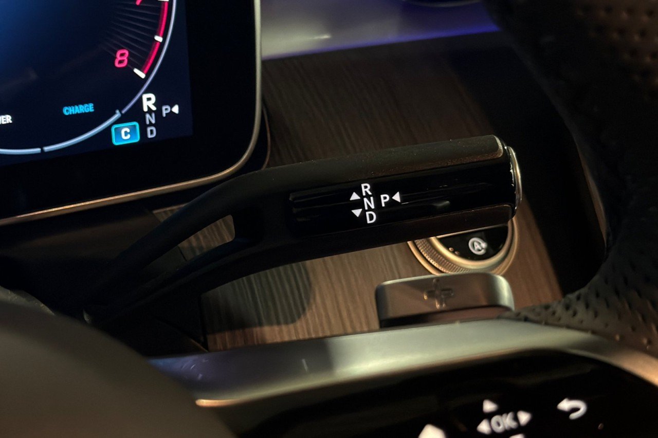 New 2026 Graphite Grey Metallic Mercedes-Benz C 300 Sedan image 19